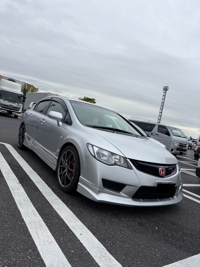 ジュン★銀撃の孤狼 tweet media