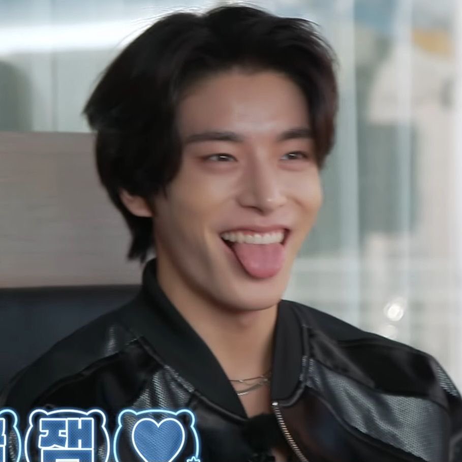 hee | ENHYPEN IS 7 tweet media