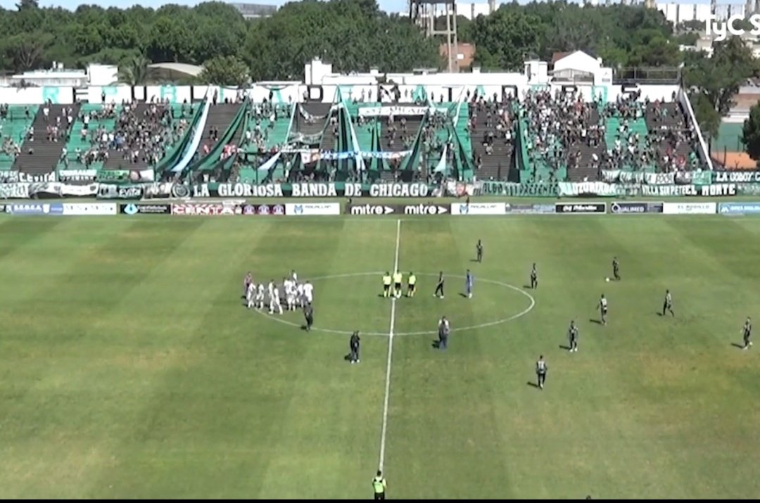 Lukascaab tweet media