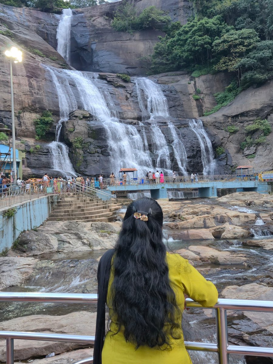 p_jegatha's tweet photo. Quote with your #backTwitter https://t.co/MP2SRM45JZ