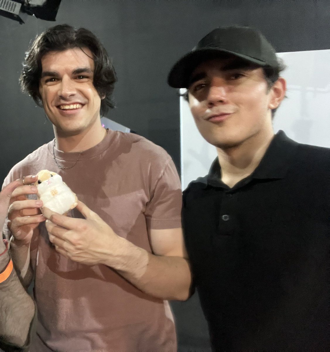 Miix 🦈 Q!FOOLISH IS BACK tweet media