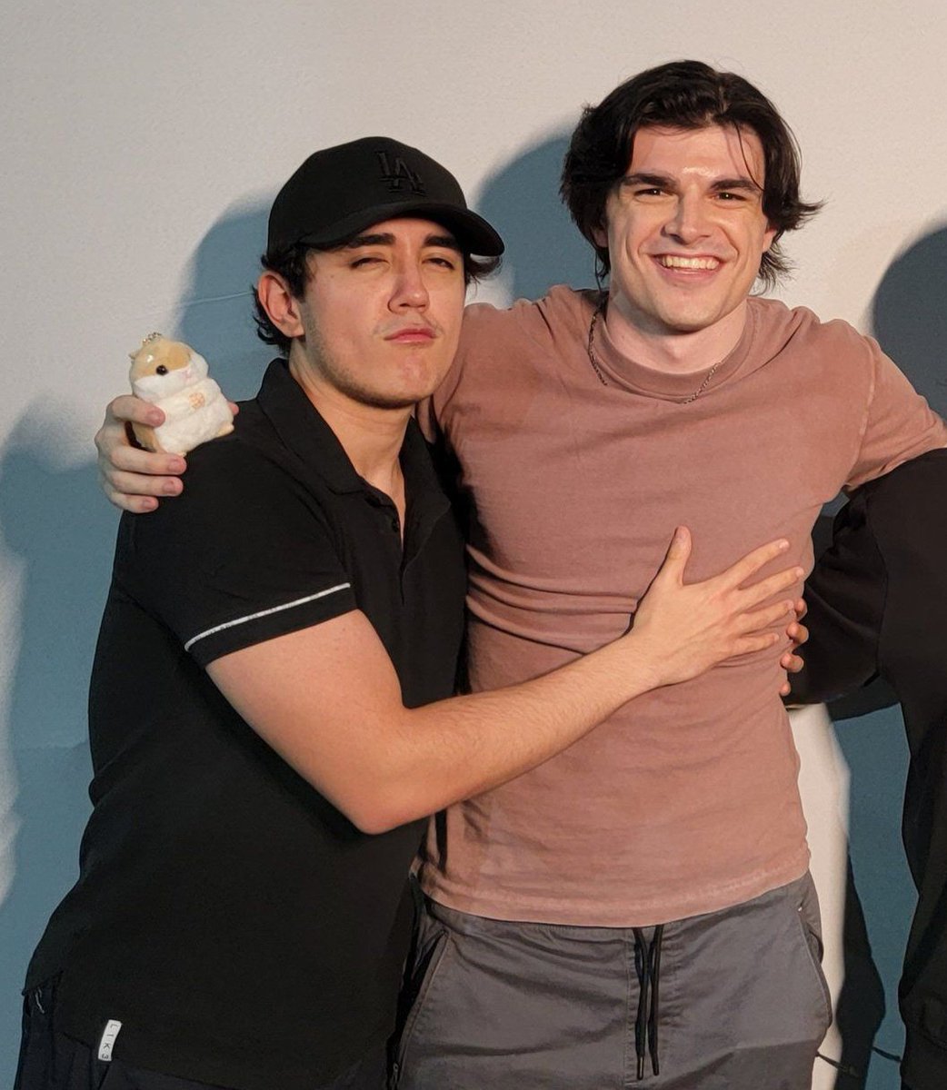 Miix 🦈 Q!FOOLISH IS BACK tweet media