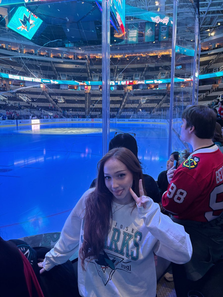 cleo🇲🇽 🦈 tweet media