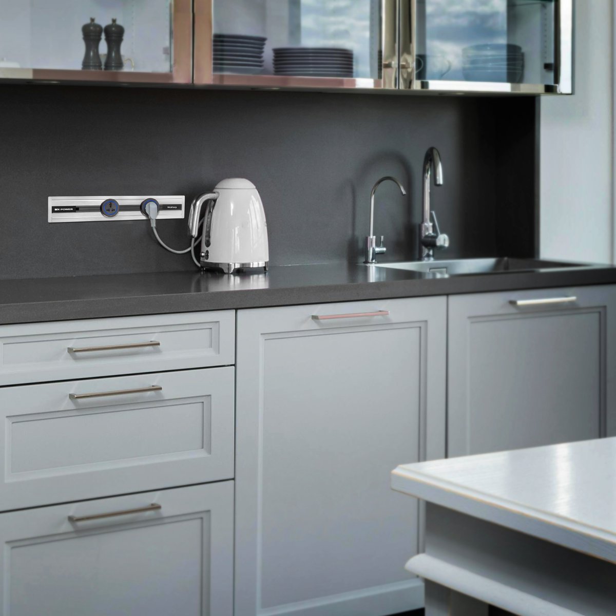 mx_electronics's tweet image. Bored kitchen? Not on our plug! ⚡ Juice up your mixers, fryers &amp;amp; brilliant ideas. It's time to stir, blend, and sizzle your way to genius. 

Discover more: rb.gy/sbtcuc

#powermanagement #powerdistribution #interiordesign #architecturaldesign #modernhome #Kitchen #MX