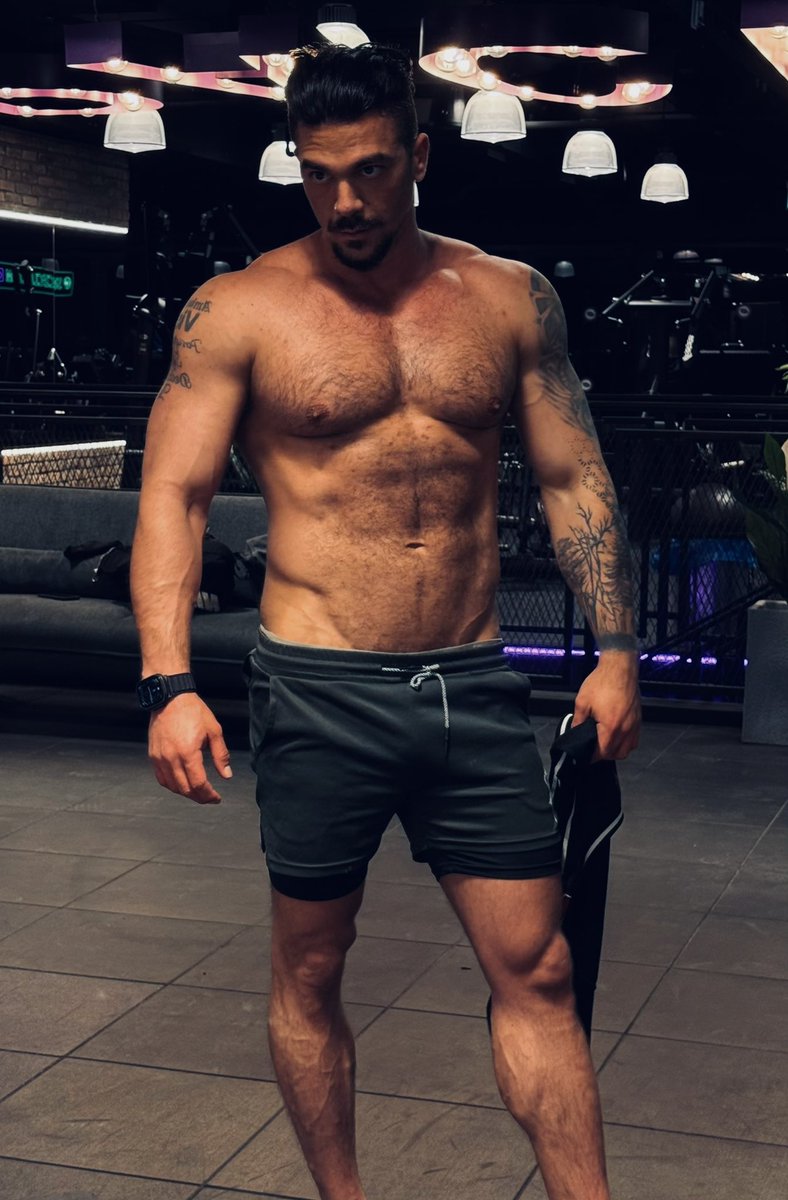 Tom barry tweet media