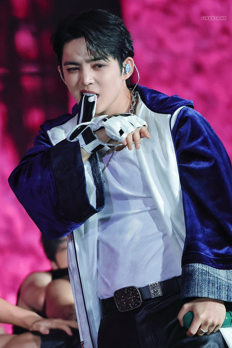 𝐒𝐈𝐍𝐊… tweet media