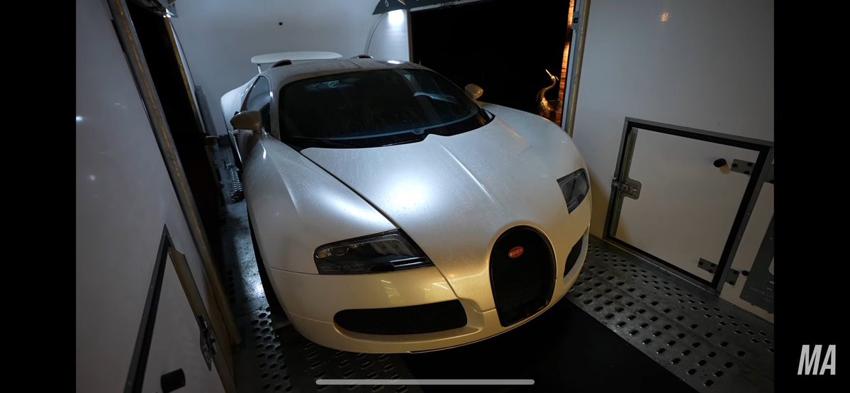 CHOBOS™ tweet media