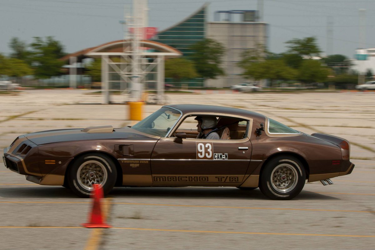 Joseph Crisan tweet media