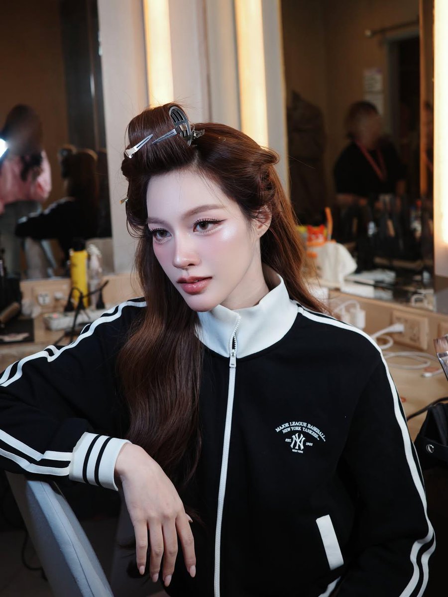 Bright ✨ tweet media