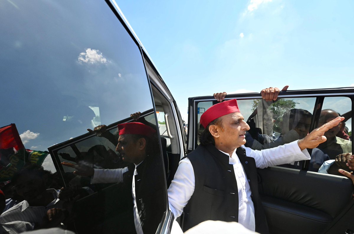 Akhilesh Yadav tweet media