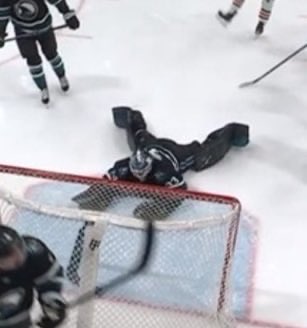 x - bree🐝࿐ tweet media