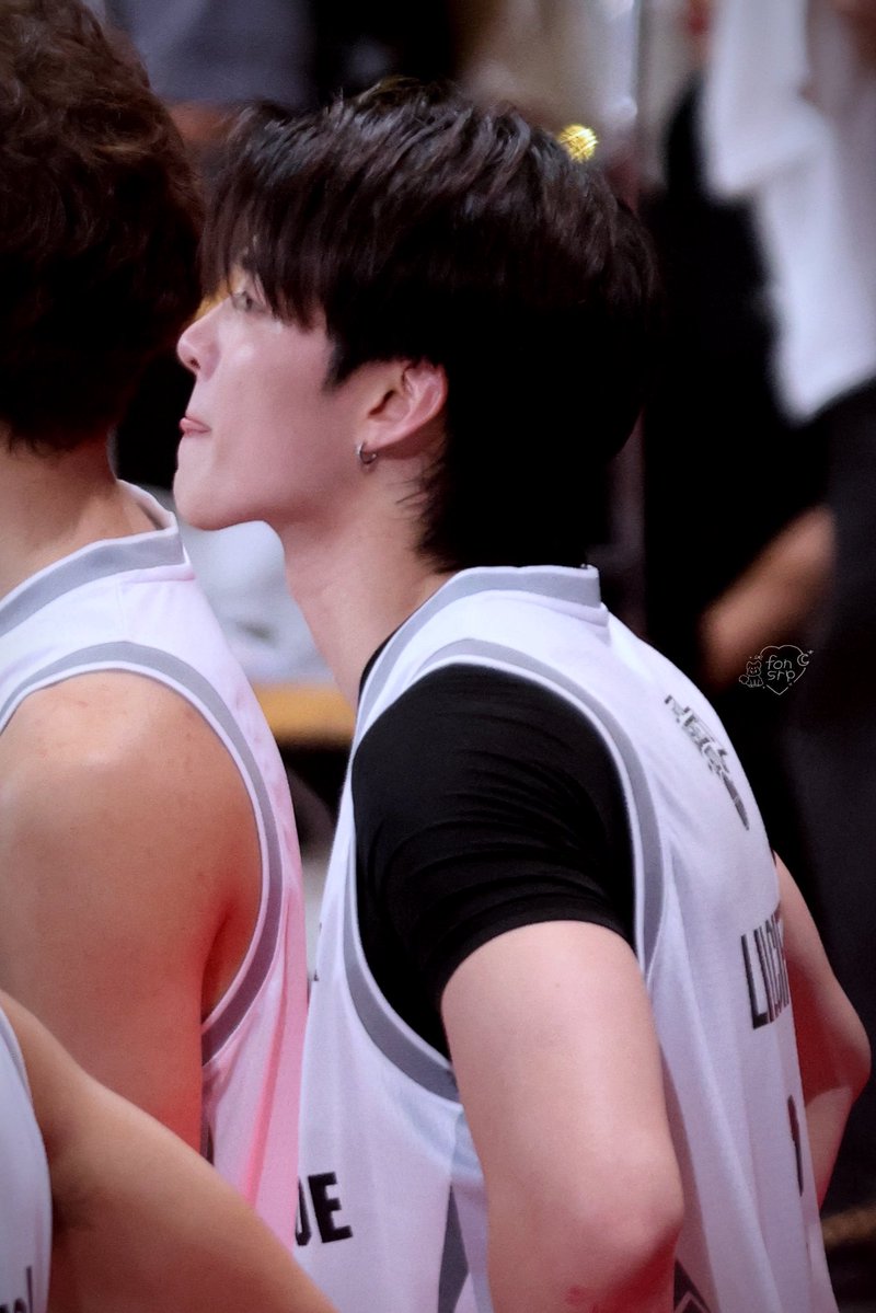 𝙛𝙤𝙣 シ tweet media