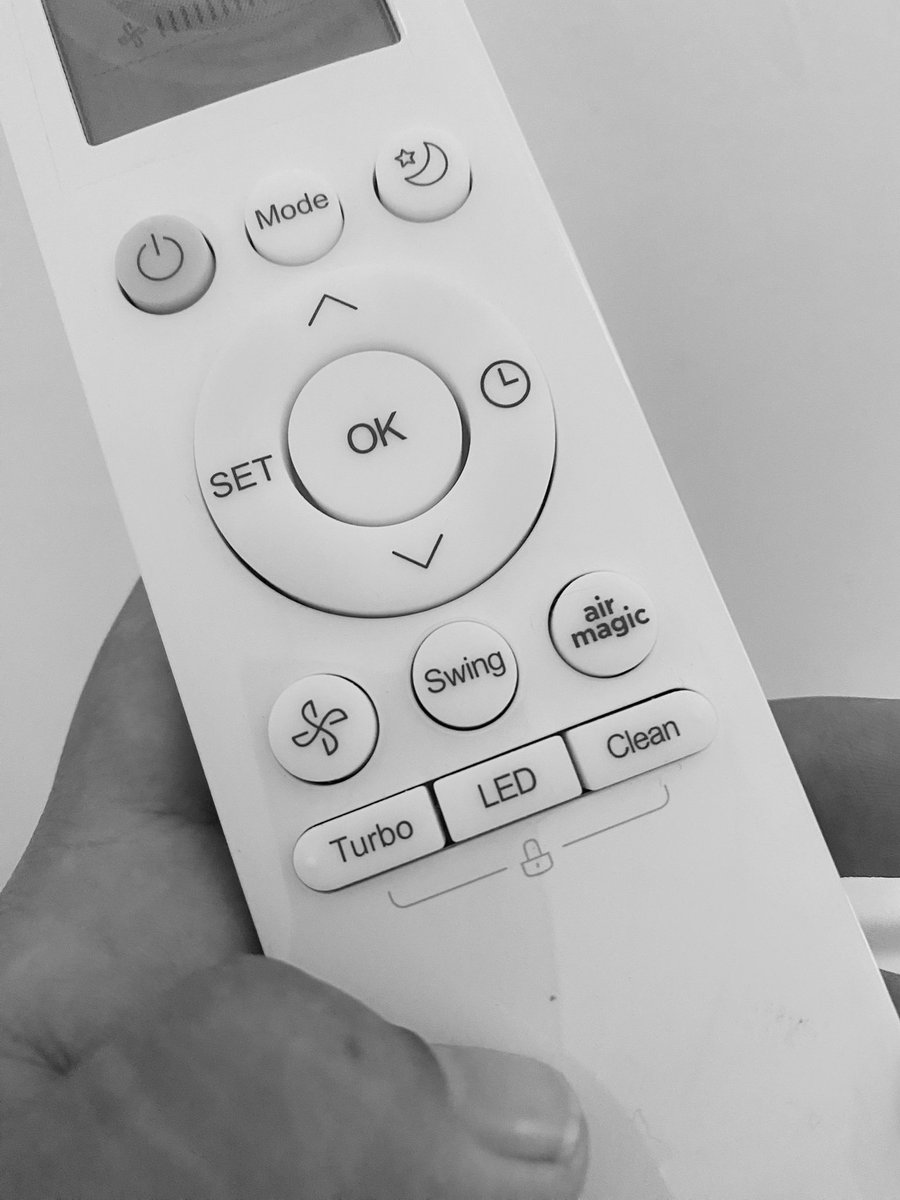 RhynaaLv 🕊️ tweet media