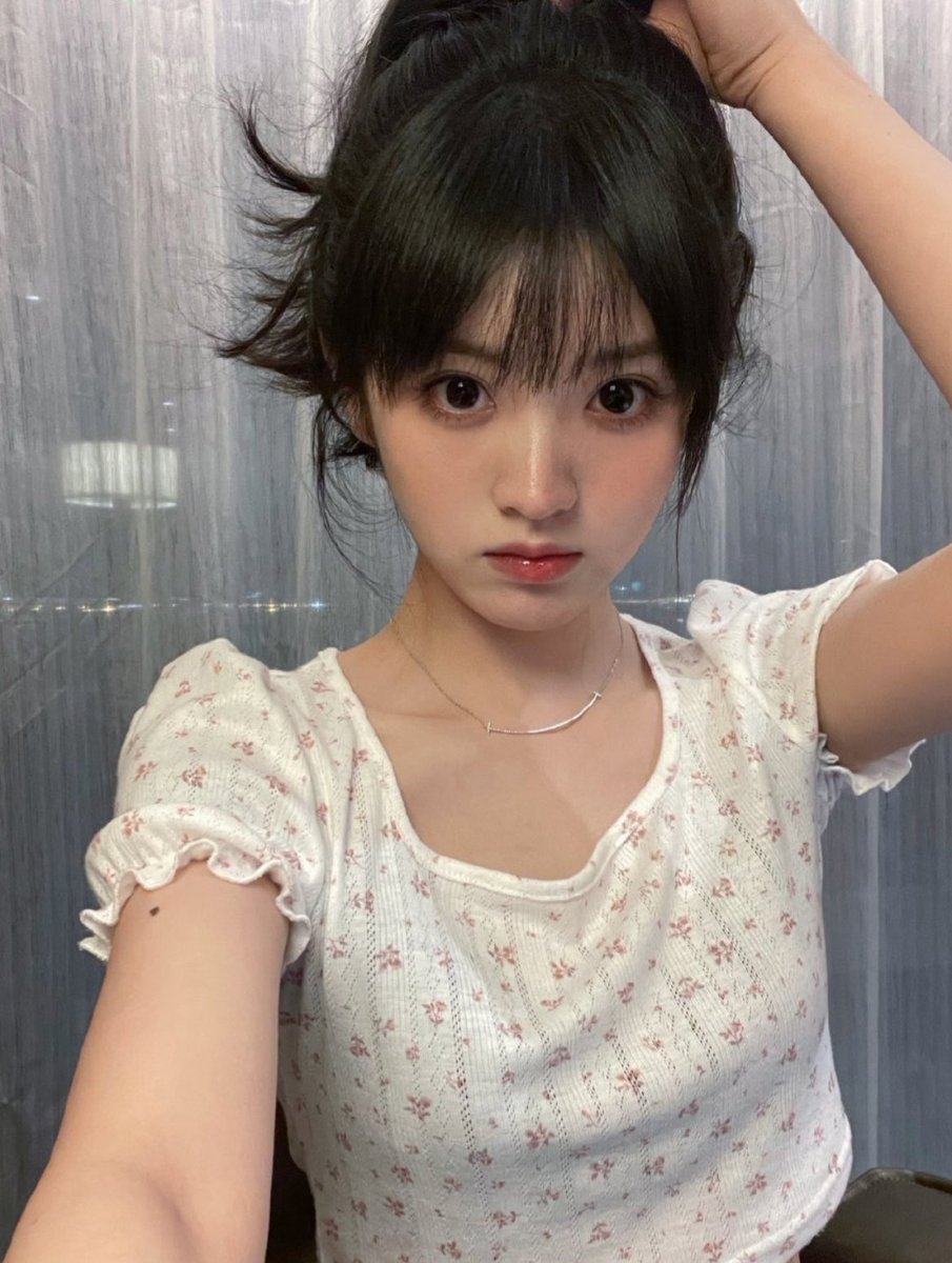 for vivian 𐙚⋆°。⋆♡ tweet media