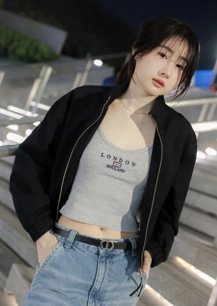 Yoko, I'm your fan. tweet media