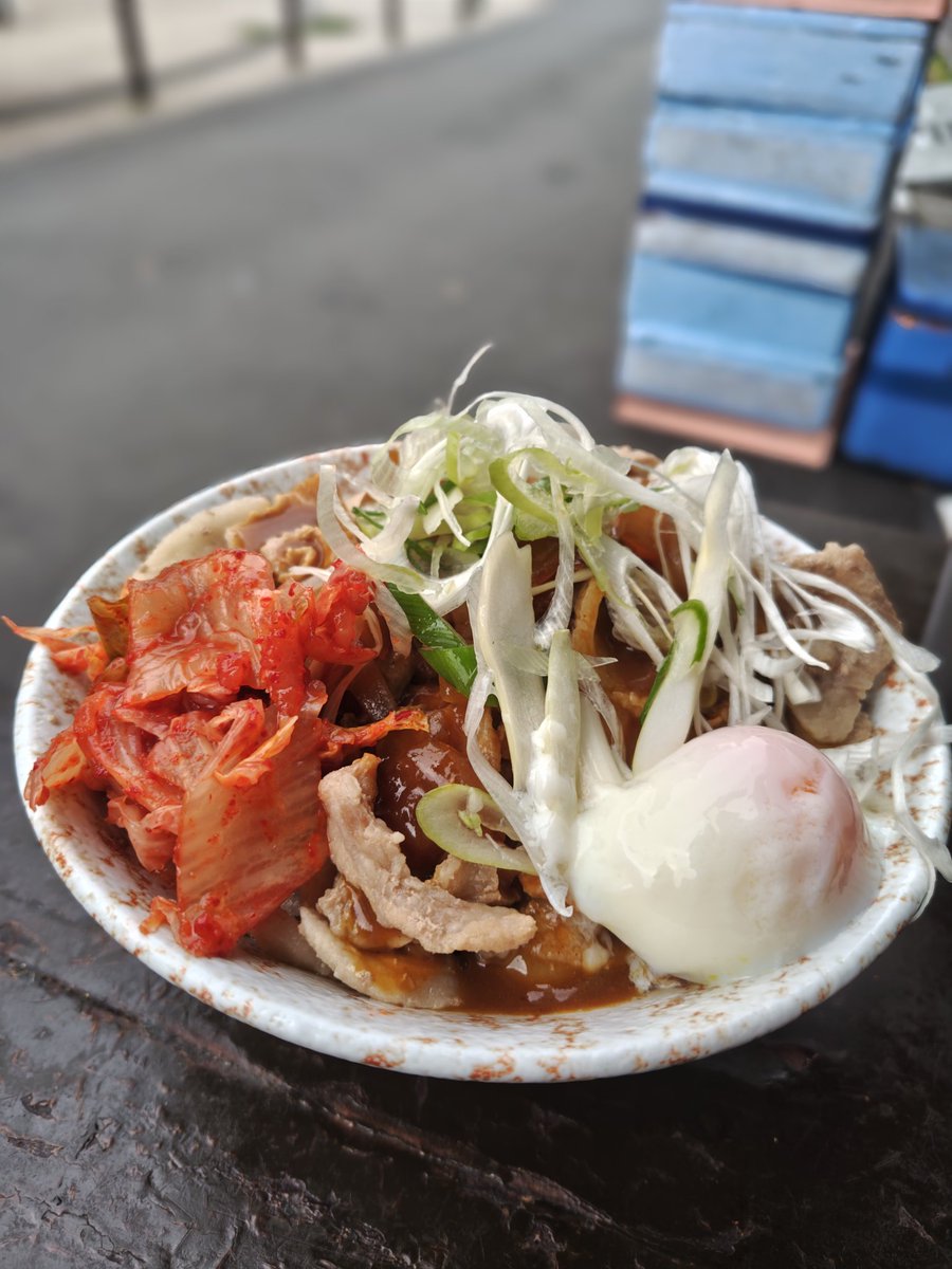 うちにひにた tweet media