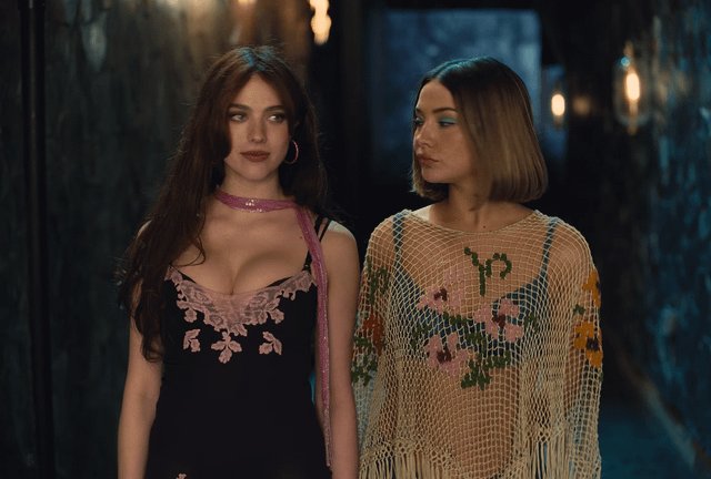 ❤️🔥it's you, hi, u'r the problem, it's you tweet media