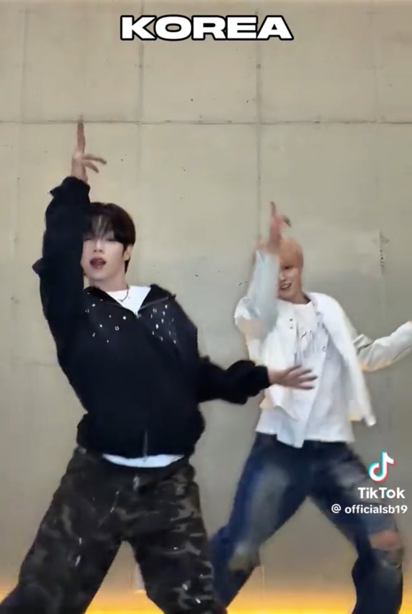 lee 🍒 tweet media