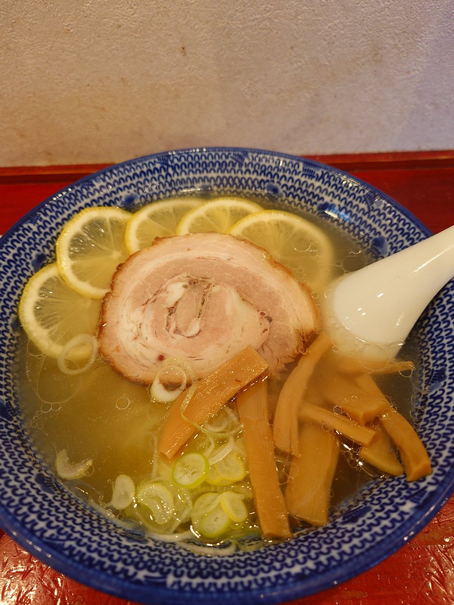 さむ tweet media