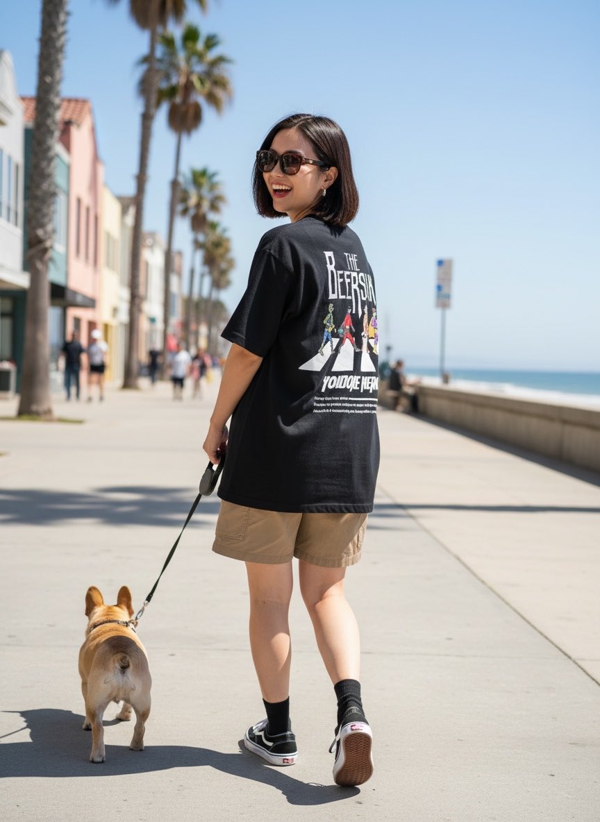 thedaysupplyinc's tweet photo. YOIDORE
好きなものは、好きでいい。
遊びの効いたグラフィックに、立体感のある技法を掛け合わせた一枚。

プリントと刺繍を組み合わせることで、
ラフさの中に奥行きのある仕上がりに。

“YOIDORE HEROES”というワードが示す通り、
お酒を愛する者たちの、ちょっとした強さと余裕を表現しています。 https://t.co/ykPxdFqygf