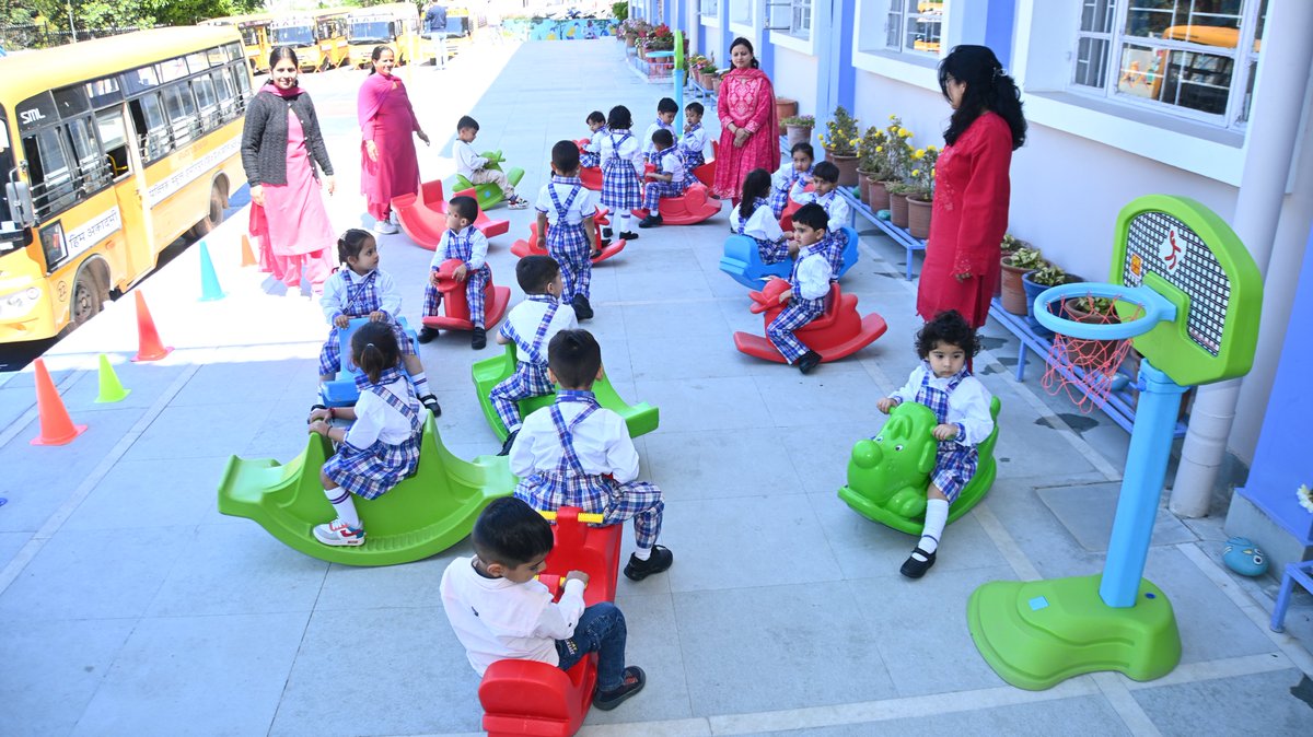 Hapsvnagar's tweet photo. Him Academy Public School Vikas Nagar Welcomes New Session with Joyful Tilak Ceremony https://t.co/5KWvv0If4E