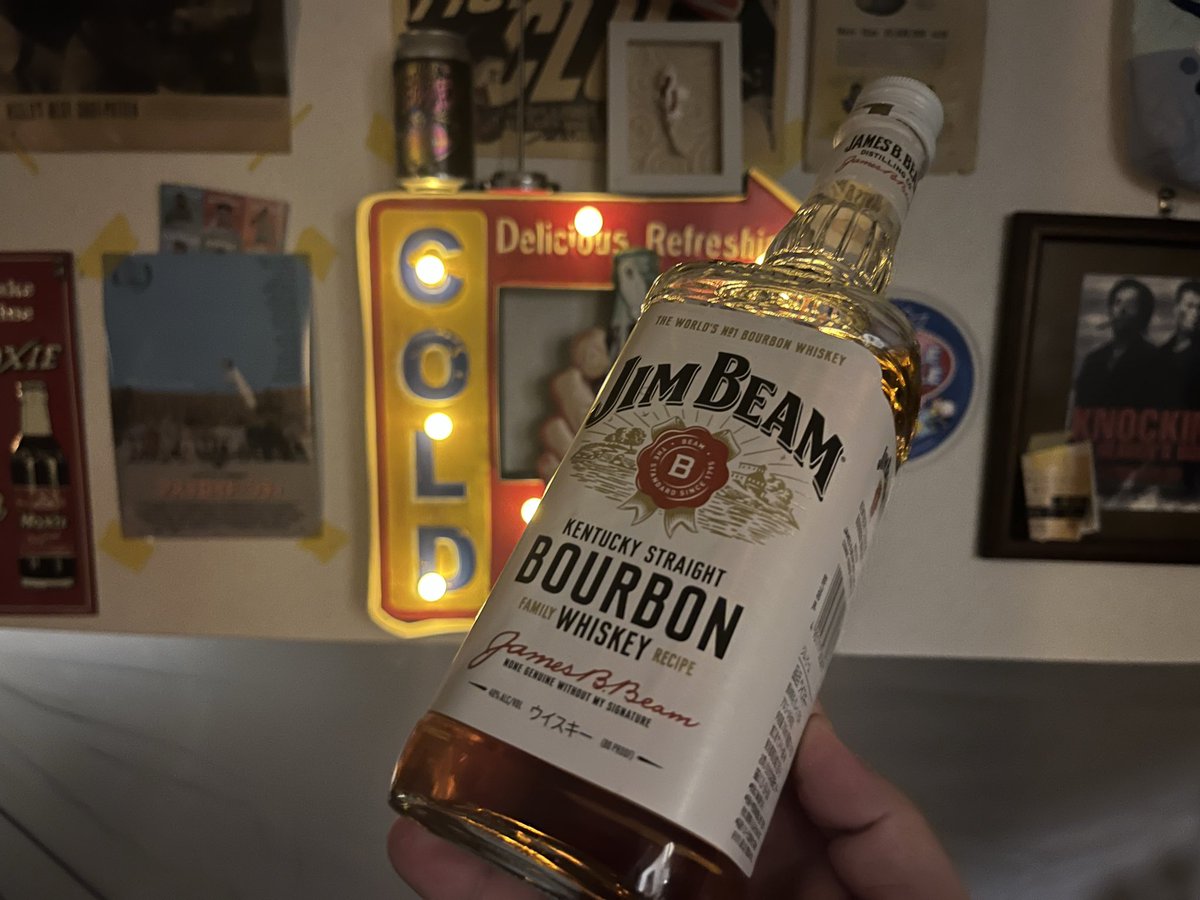 ムキデザ│グラフィックデザイナー tweet media