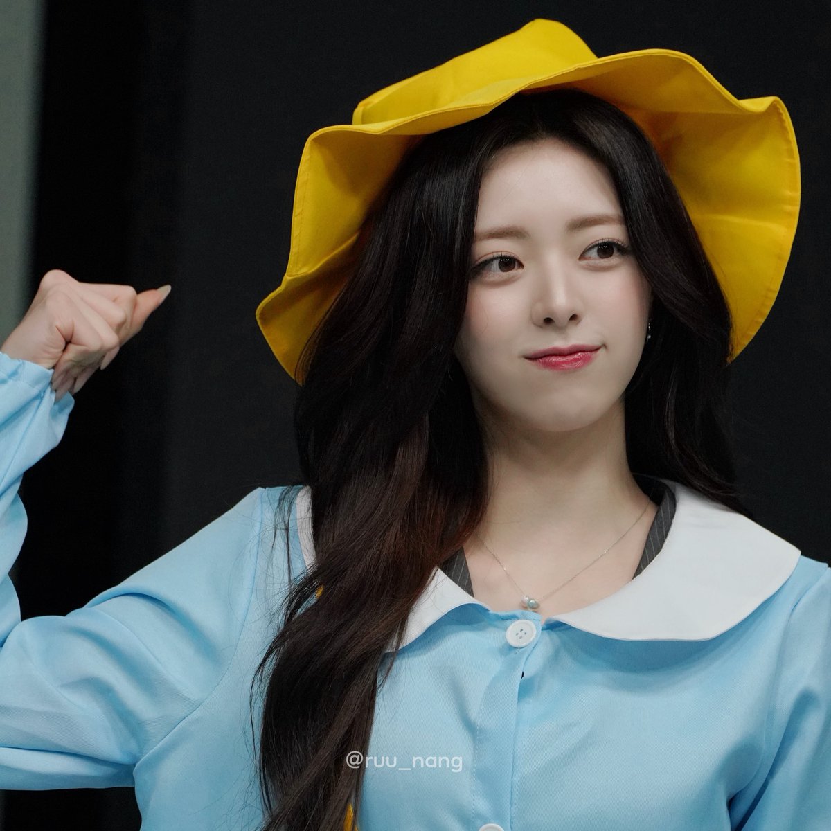 ruu_nang's tweet photo. 260331 위드뮤 대면 팬사인회
유나 HQ💛
#itzy #ITZY #있지
#yuna #YUNA #유나
#IceCream https://t.co/I0QfKYCIQh