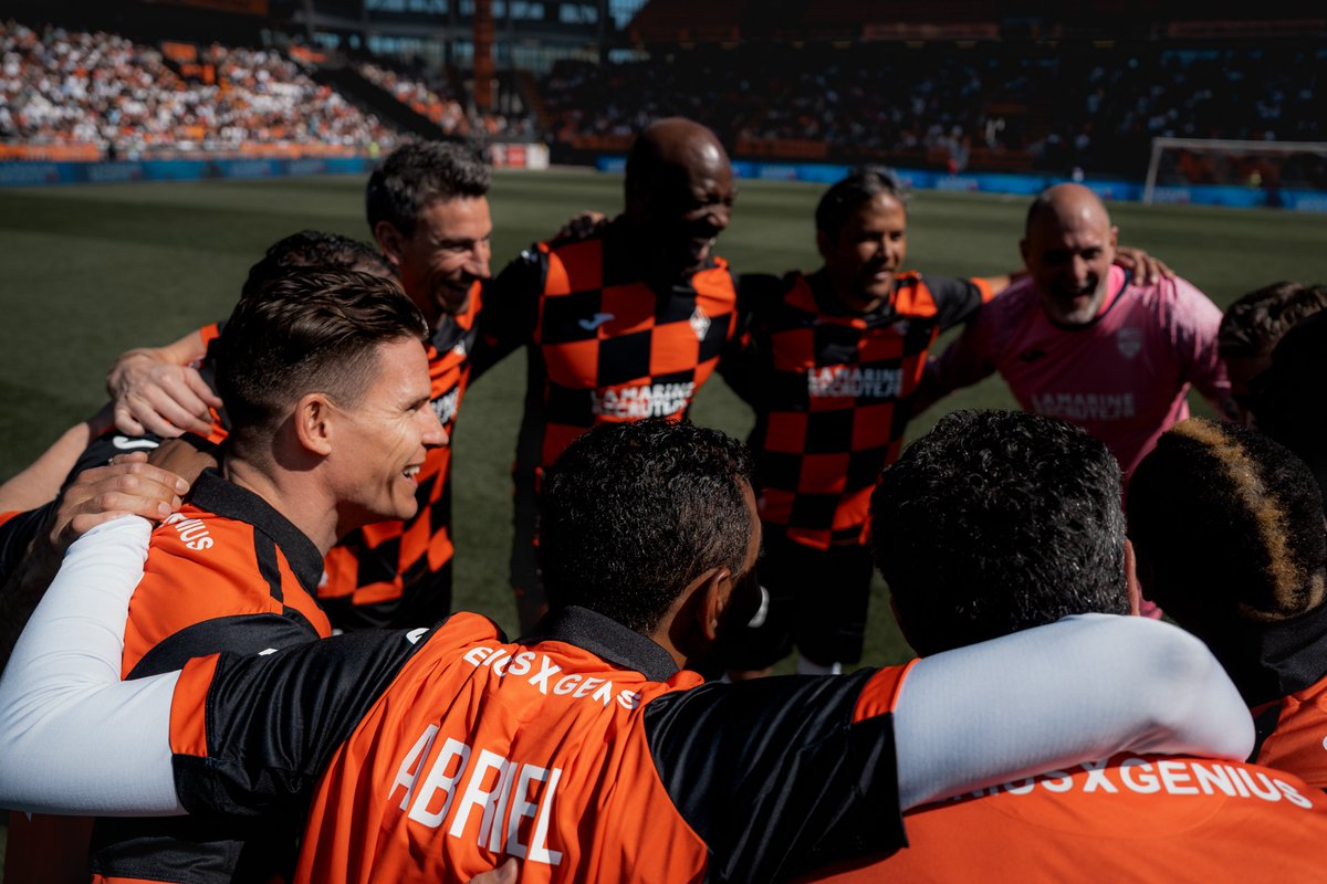 FC LORIENT 🐟 tweet media