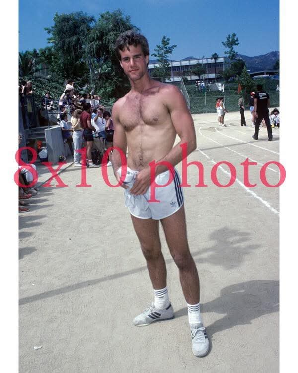 Archive of Older Actors, Singers and Politicians. tweet media