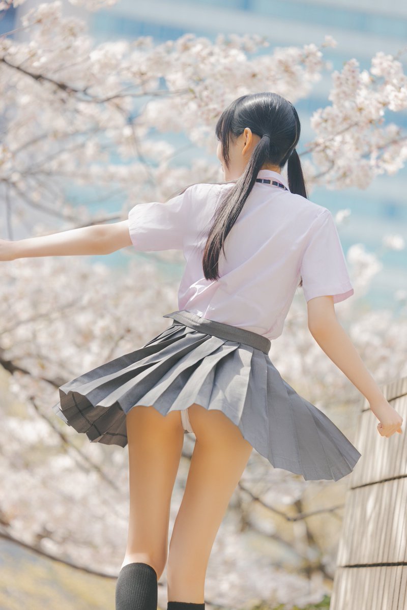 跡美しゅり tweet media