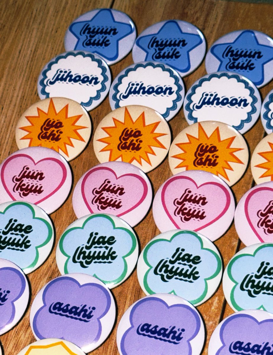 angela🦋 tweet media