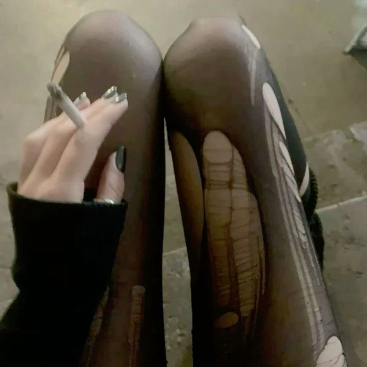 . ⟢ sid ˘ tweet media