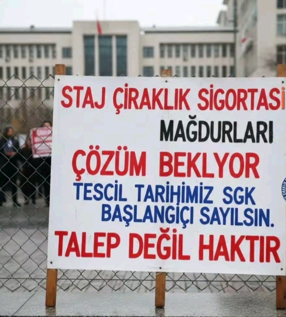 EST_EYYUP tweet media