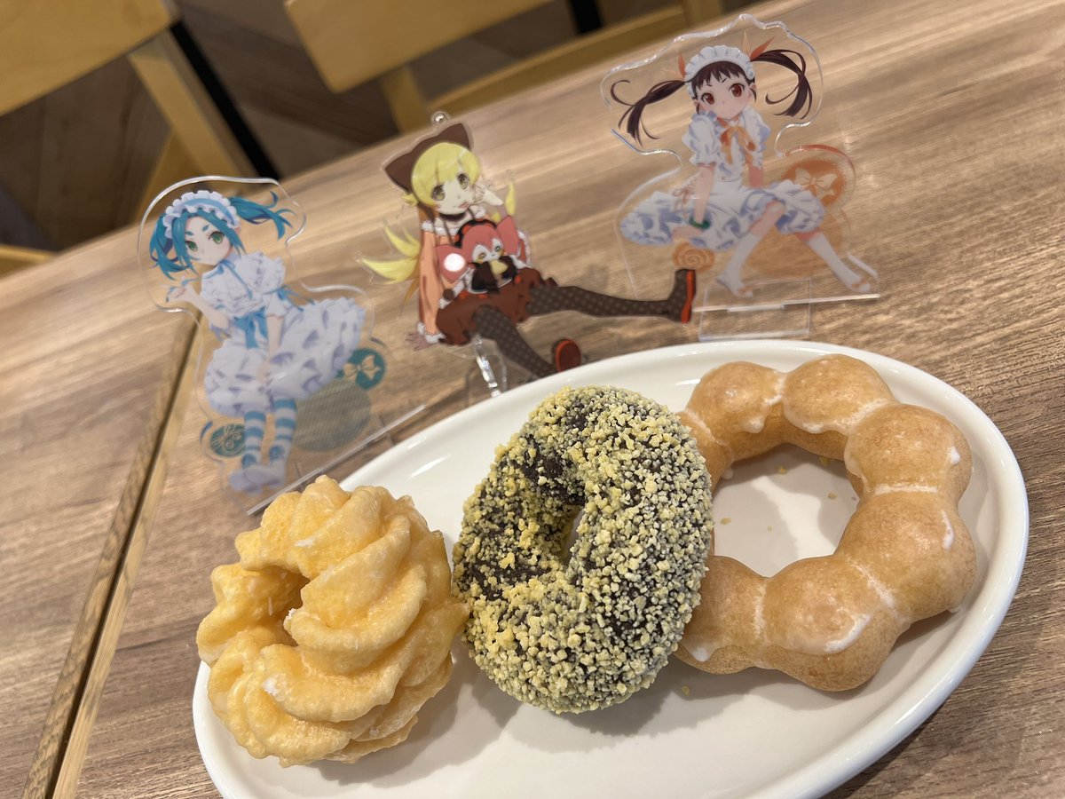 charlotte ٩(๑òωó๑)۶ガチャ禁中←カメラ購入のため❣️ tweet media