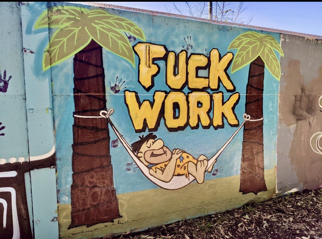 lovestreetart22's tweet image. This great piece of graffiti (artist unknown to me) sums up how I feel returning to work after the Easter  Break,
#StreetArt #graffiti #London