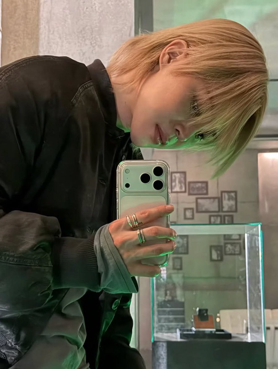 nay⁷ 🪭 tweet media