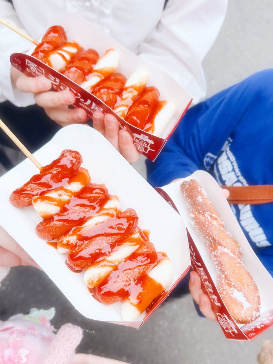 コリアタウンで食い倒れしてきた‼️
ロゼラッポッキ、辛すぎて鬼辛カレーのハチワレになった