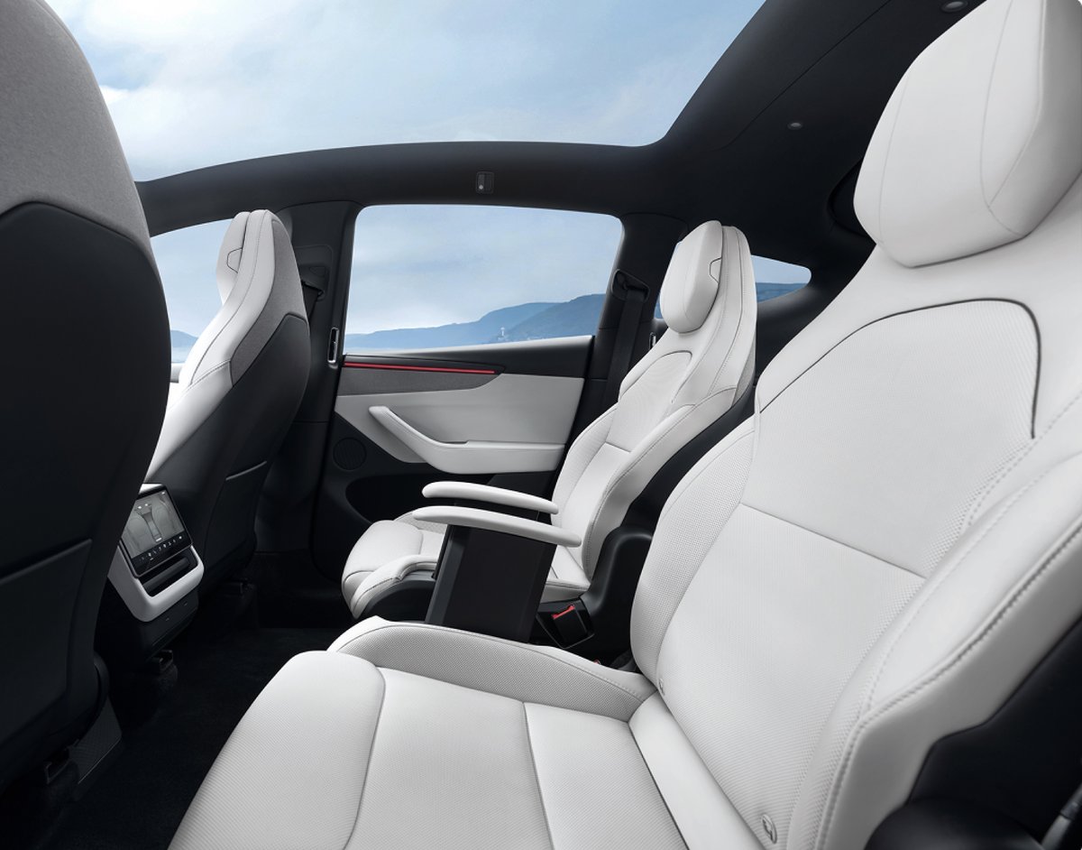 Tesla Japan tweet media