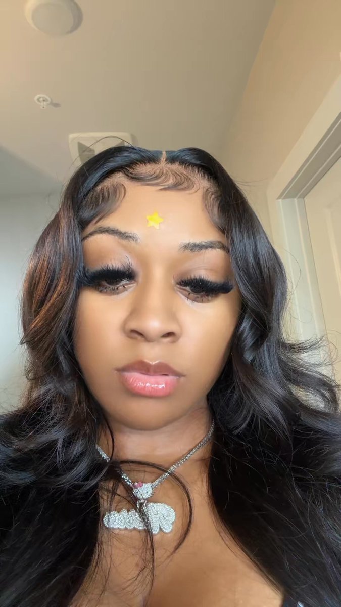 Beauty&class tweet media