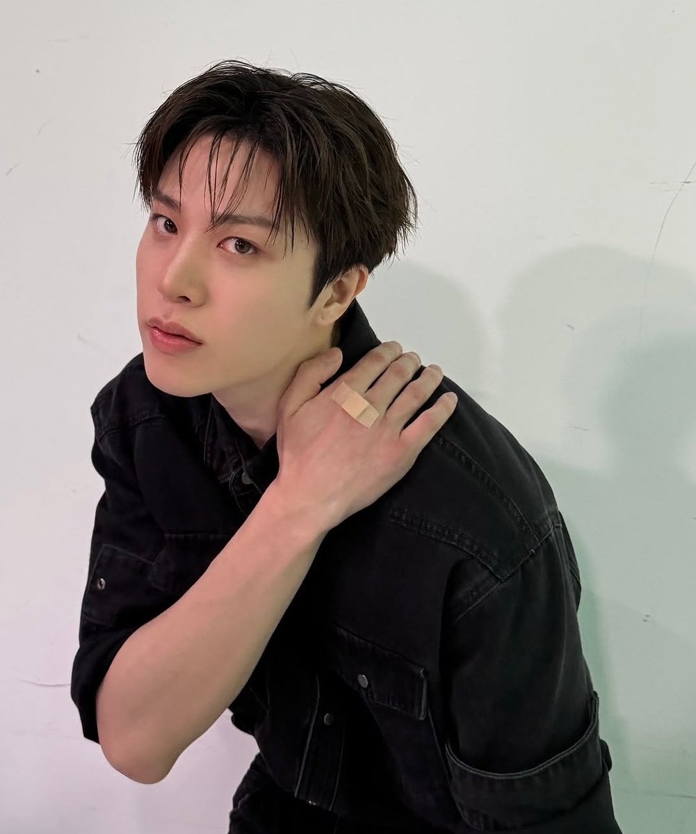 SO JUNGHWAN T5 tweet media