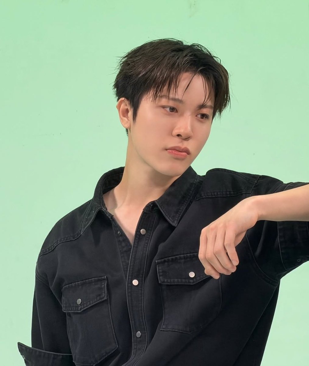 SO JUNGHWAN T5 tweet media