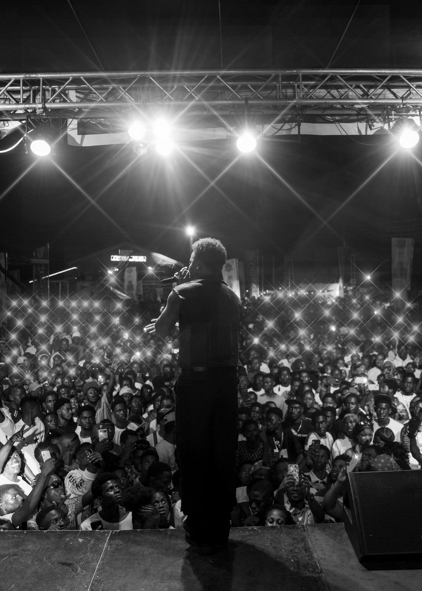 Lasmidofficial's tweet photo. Every bit of this was emotional.

Big love to you all. https://t.co/oVCPjZ5hZt