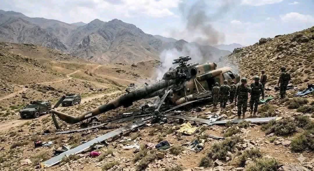 Shako_Beatrice2's tweet image. plusieurs soldats M23-RDF sont mort dans un bombardement d'hélicoptère qui venait du #Rwanda 🇷🇼 pour MINEMBWE enfin de ravitailler les terroristes du #M23...#FARDC . Vrai cette infos