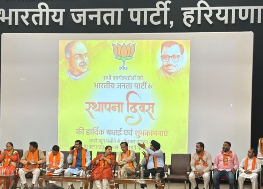 Krishan Dhull (मोदी का परिवार) tweet media