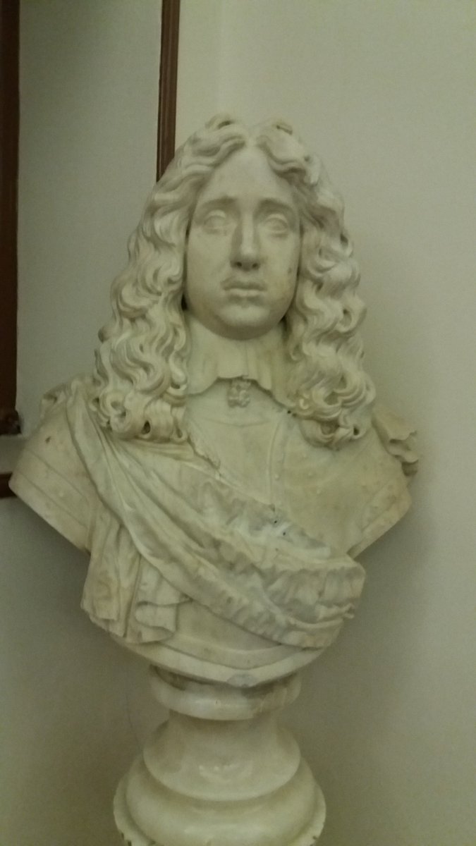 Siemamadencanto's tweet photo. #TalDiaComoHoy de 1629 nació #JuanJosédeAustria, hijo de #FelipeIV y la actriz conocida como #laCalderona. En el #HospitaldelaVOT de Madrid guardan este busto suyo @ArteEnMadrid @PartedelArte @KurtBravo @cipripedia @ElCuartoFelipe @Pennypol @PuertoEdu @DavidBotello4 @alquicel https://t.co/yljb7PFIX8