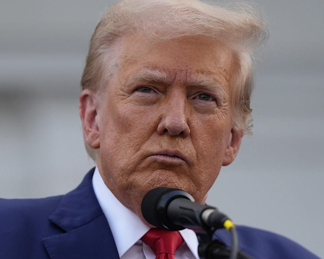 pophasreti's tweet photo. Necla Trump: "Şimdi de ben onu reddediyorum!" https://t.co/jLFYkzmN5M