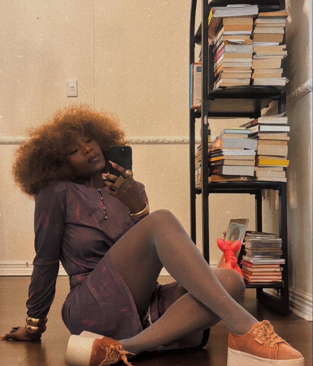 ZOË MODIGA tweet media