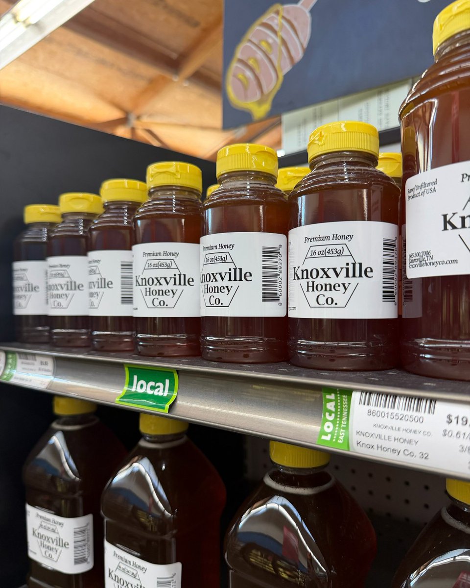 Knoxville Honey Co.’s labels spotted at @threeriversmarket! 🍯✨ We love partnering with local businesses and helping bring their branding to life on the shelf. 

#supportlocal #printwithpurpose #brandyourbusiness