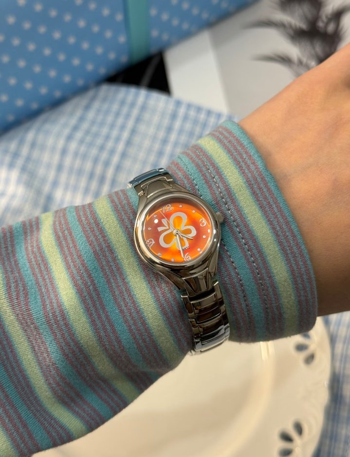 paw 🍎🗯️ tweet media