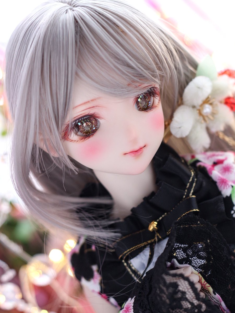 レジンアイ